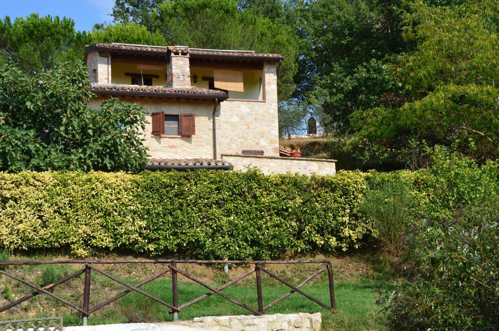 Agriturismo Bio Tra Cielo E Terra Lejlighed Grutti Eksteriør billede