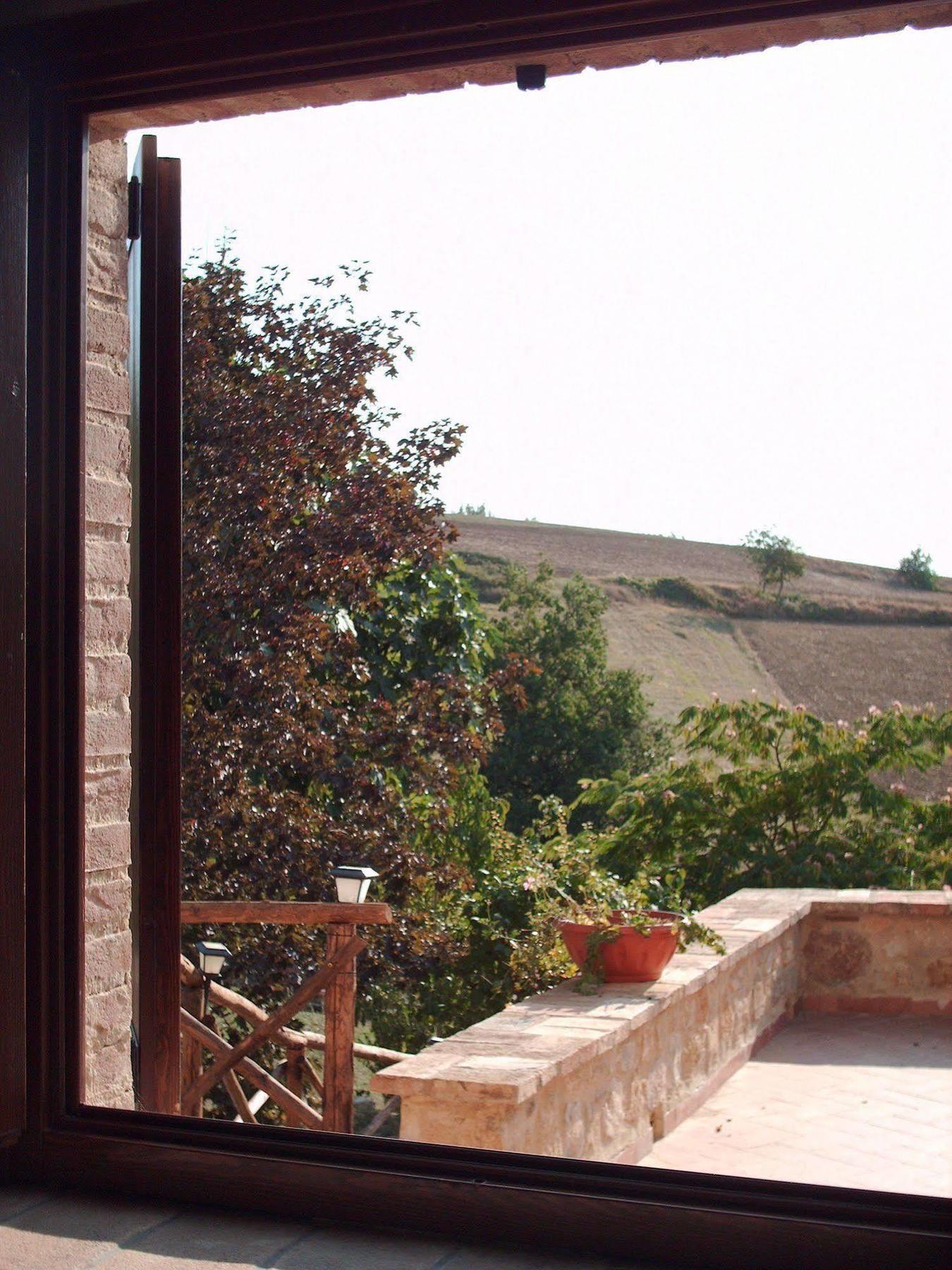 Agriturismo Bio Tra Cielo E Terra Lejlighed Grutti Eksteriør billede