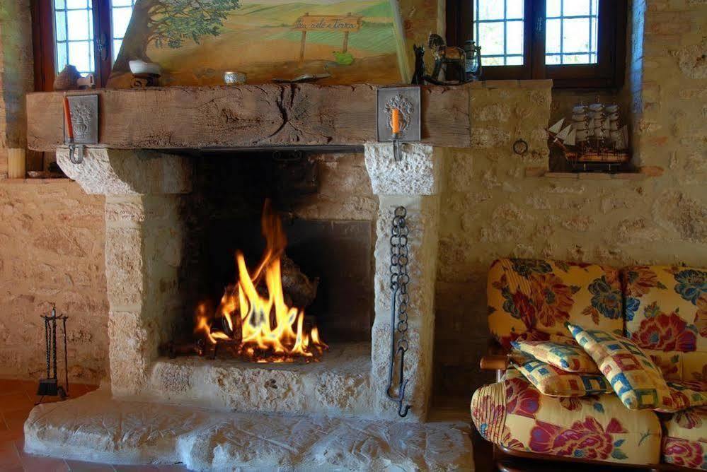 Agriturismo Bio Tra Cielo E Terra Lejlighed Grutti Eksteriør billede